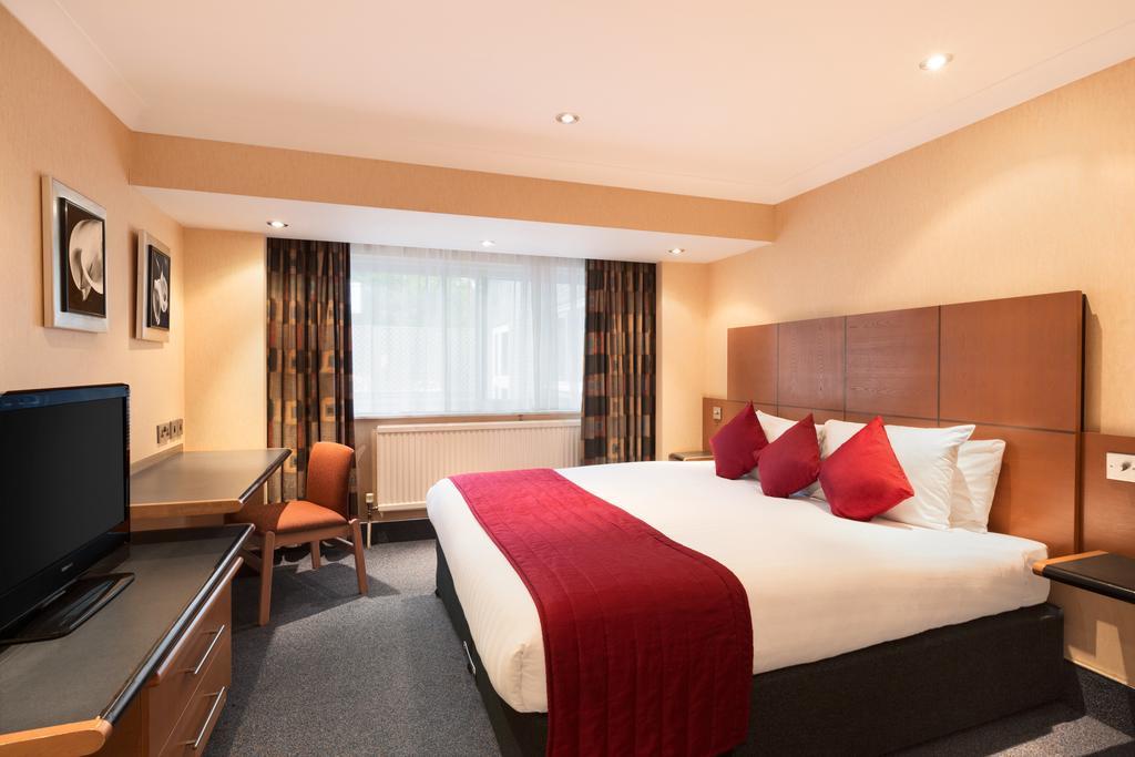 Ramada Hatfield Hatfield  Exterior foto