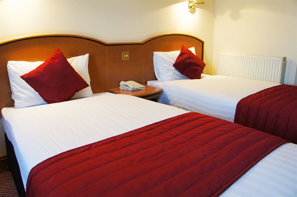 Ramada Hatfield Hatfield  Exterior foto