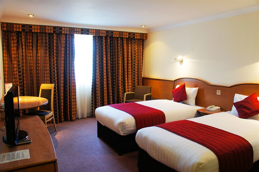 Ramada Hatfield Hatfield  Exterior foto